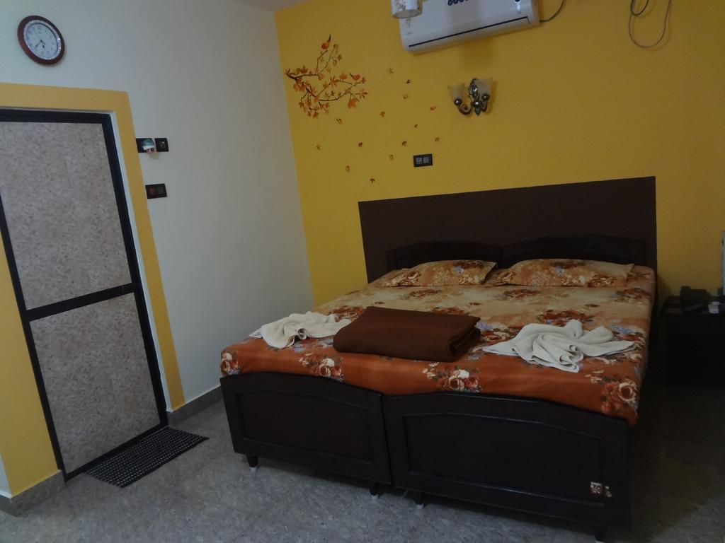 Aurita Holiday Homes Candolim Bagian luar foto