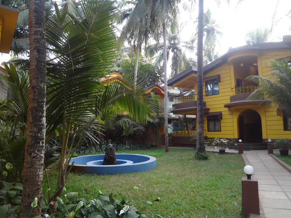 Aurita Holiday Homes Candolim Bagian luar foto